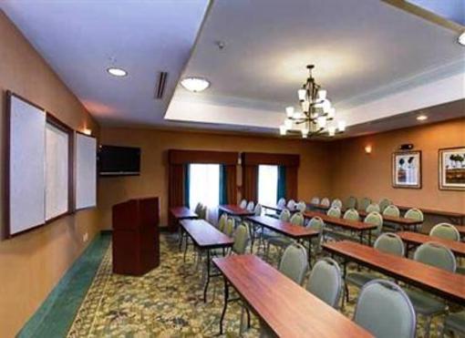 фото отеля Holiday Inn Express Tampa North - Telecom Park