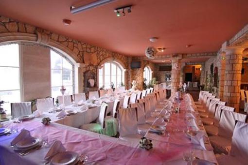 фото отеля Garden Hotel Boleslawiec
