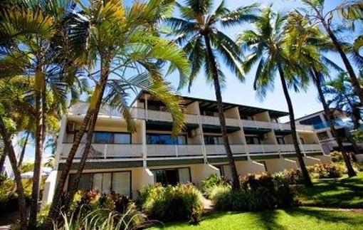 фото отеля Latitude 16 Driftwood-Mantaray Holiday Apartments