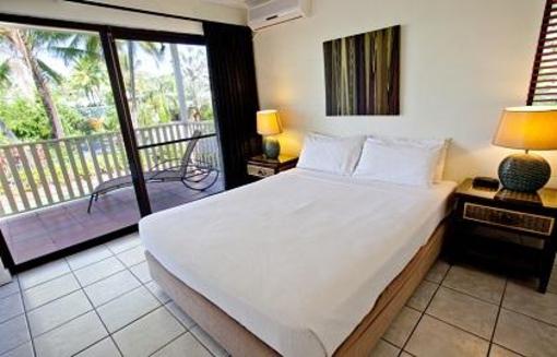 фото отеля Latitude 16 Driftwood-Mantaray Holiday Apartments