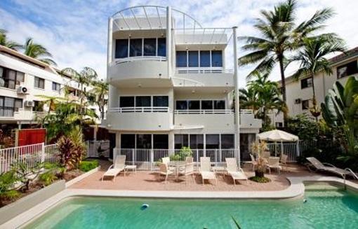 фото отеля Latitude 16 Driftwood-Mantaray Holiday Apartments
