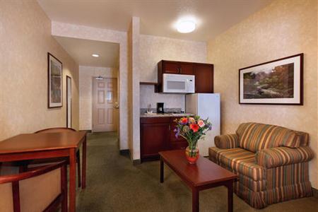 фото отеля Prominence Hotel & Suites