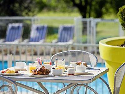 фото отеля Hotel Novotel Grenoble Nord Voreppe