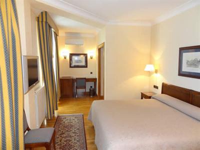 фото отеля Hernan Cortes Hotel
