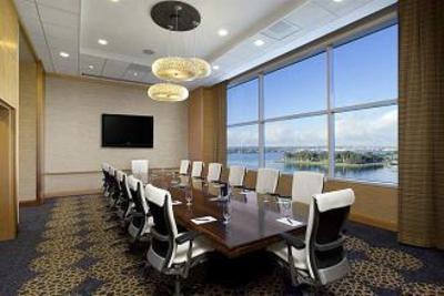 фото отеля Hilton San Diego Bayfront