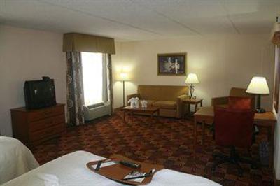 фото отеля Hampton Inn & Suites Orlando International Drive North
