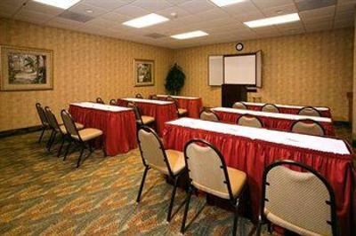 фото отеля Hampton Inn & Suites Orlando International Drive North