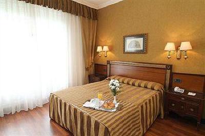 фото отеля Hotel Begona Park Gijon