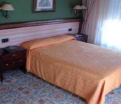 фото отеля Hotel Begona Park Gijon