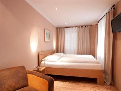 фото отеля Altstadthotel Kasererbraeu Salzburg
