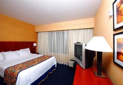 фото отеля Courtyard by Marriott Knoxville Airport Alcoa