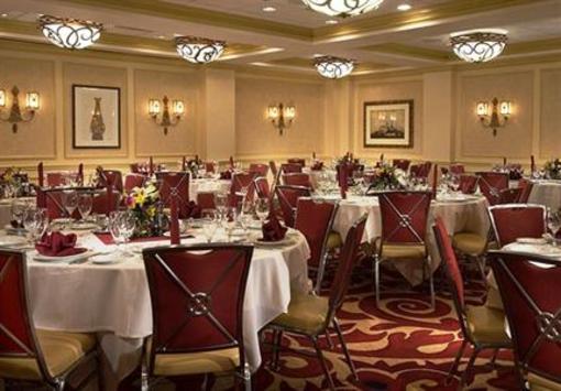 фото отеля Hamilton Crowne Plaza Hotel