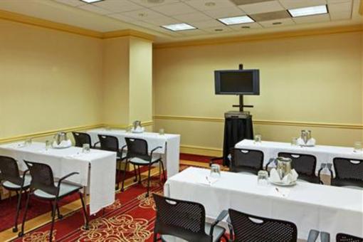 фото отеля Hamilton Crowne Plaza Hotel
