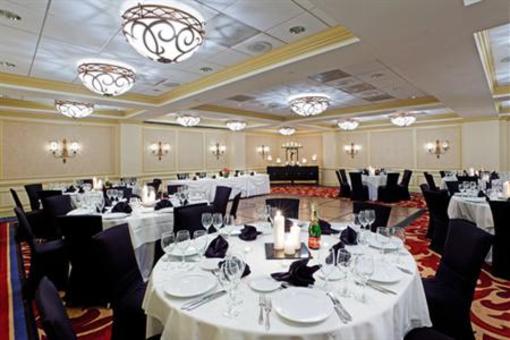 фото отеля Hamilton Crowne Plaza Hotel