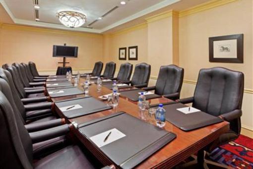 фото отеля Hamilton Crowne Plaza Hotel