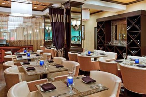фото отеля Hamilton Crowne Plaza Hotel