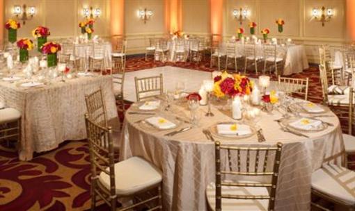 фото отеля Hamilton Crowne Plaza Hotel
