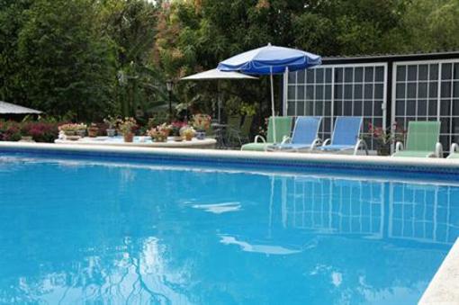 фото отеля Hostal Comalli