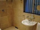 фото отеля Hampton Court Guest Lodge
