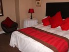 фото отеля Hampton Court Guest Lodge
