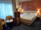 фото отеля Parkhotel Zur Klause Bad Hall