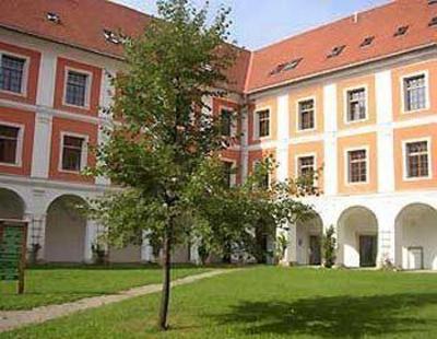 фото отеля Jufa Gastehaus Judenburg