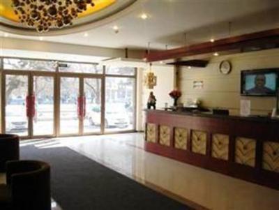 фото отеля Green Tree Inn Jilin Shiji Square