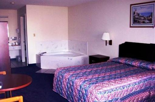 фото отеля American Inn and Suites White Hall