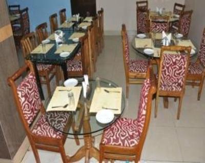 фото отеля Naren Palace Hotel Puri