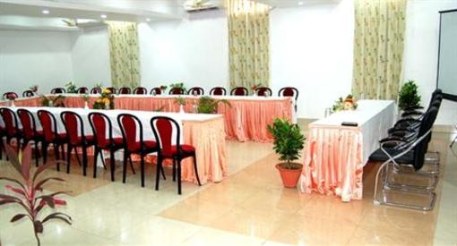 фото отеля Naren Palace Hotel Puri