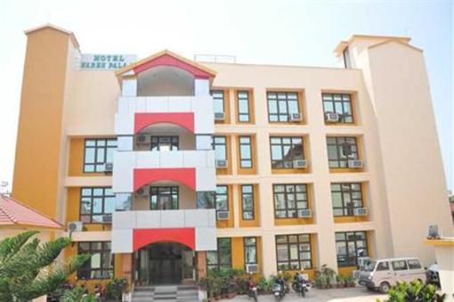 фото отеля Naren Palace Hotel Puri