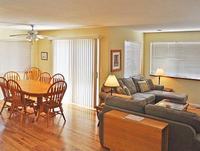 фото отеля Cayucos Vacation Rentals