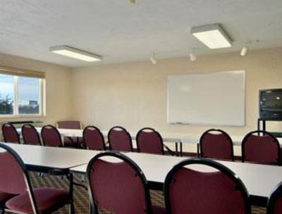фото отеля Super 8 Ferndale Bellingham Area