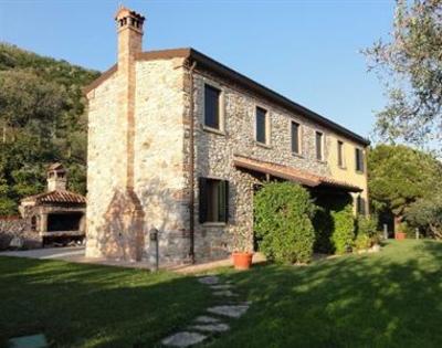 фото отеля Holiday House Petrarca