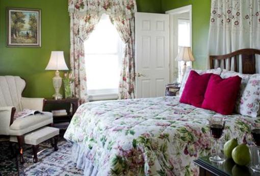 фото отеля Blueberry Cove Inn