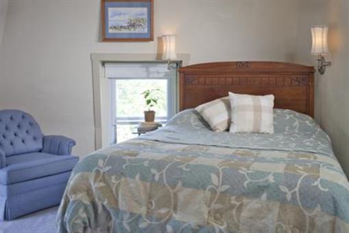 фото отеля Blueberry Cove Inn