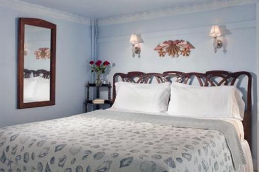 фото отеля Blueberry Cove Inn