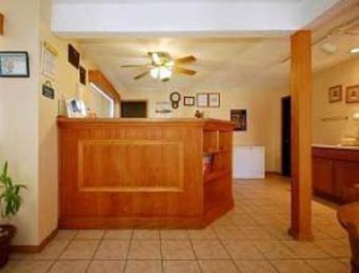 фото отеля Days Inn Russell
