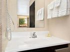 фото отеля Days Inn Russell