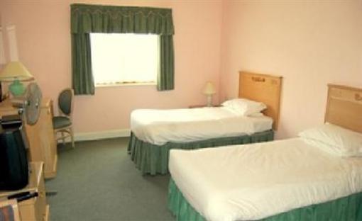 фото отеля Greens Hotel Woburn Sands