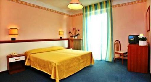 фото отеля Cortina Hotel Garda