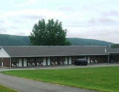 фото отеля Red Carpet Inn Oneonta (New York)