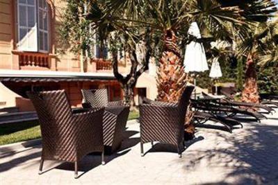 фото отеля Golden Tulip Cannes Hotel De Paris