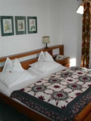 фото отеля Hotel am Rupertuspark