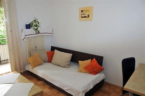 фото отеля Dayroom24 Munchen City