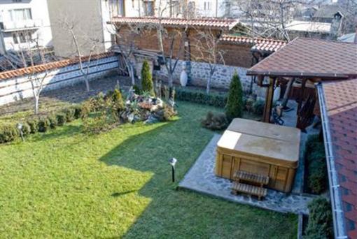 фото отеля Guest House Chicho Tsane