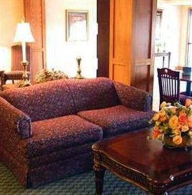 фото отеля Hampton Inn Newcomerstown