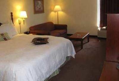 фото отеля Hampton Inn Newcomerstown