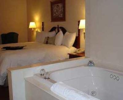 фото отеля Hampton Inn Newcomerstown