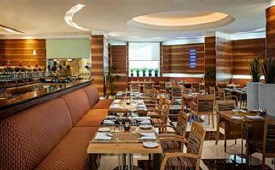 фото отеля Four Points by Sheraton Downtown Dubai